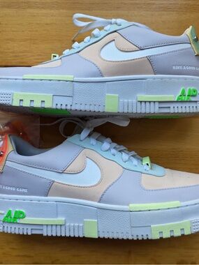 Nike Women’s Air Force 1 Low Top Pixel Have a Good Day